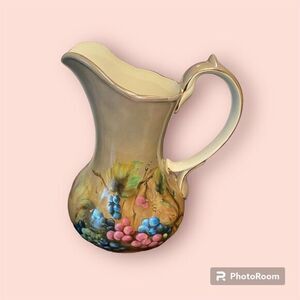 Vineyard‎ Blessings by Lisa White 10" Pitcher GUC